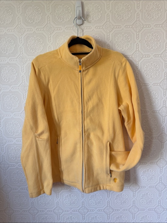 Tommy Bahama Tops - SOLD ⬇️⭐️ Tommy Bahama Women’s Pale Yellow Full-Zip Sweater Jacket Size L